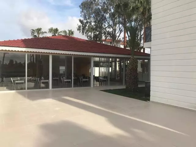 196676286 (Copy).jpg